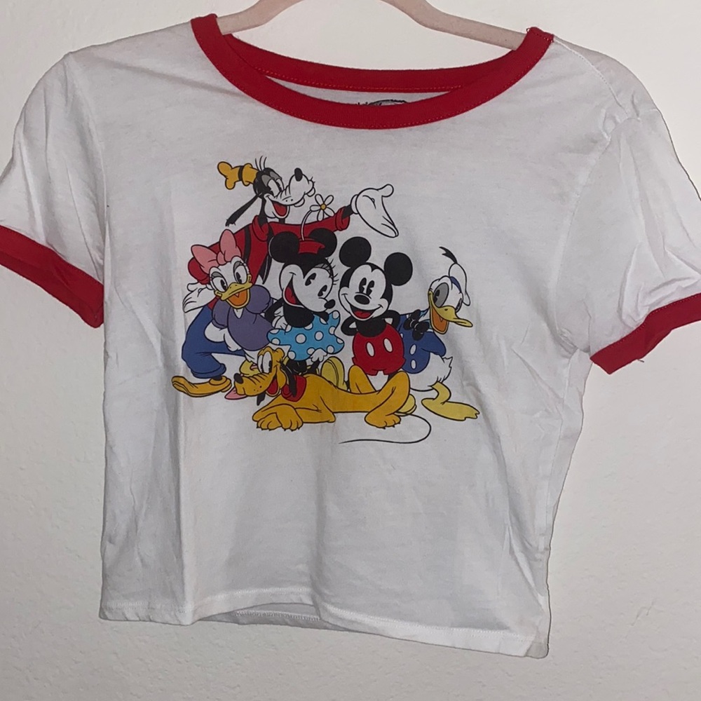 Cropped Disney Tee